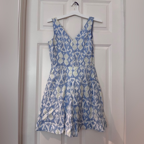 GAP Dresses & Skirts - GAP‎ Blue White Linen Sleeveless A line V neck Pleated Dress with pockets